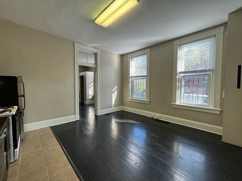 Building Photo - 202 Klotter Ave