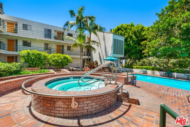 Building Photo - 2920 Neilson Wy