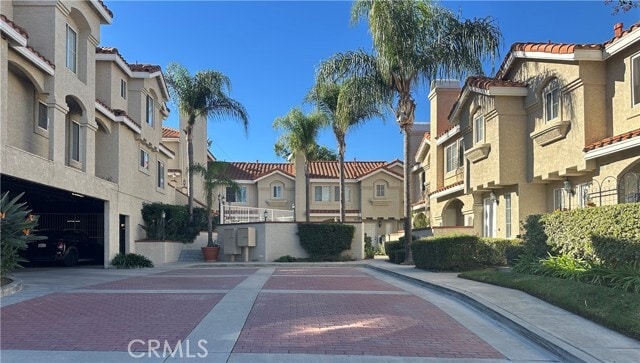 Primary Photo - 201 Laurel Ave