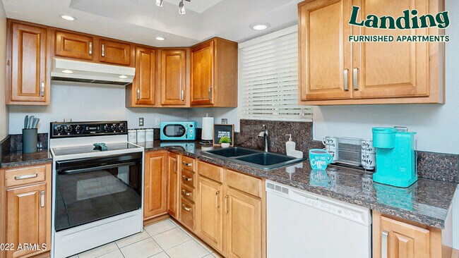 Building Photo - 4925 N 73rd St