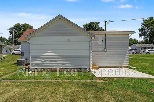 Building Photo - 1607 Montgomery Ave