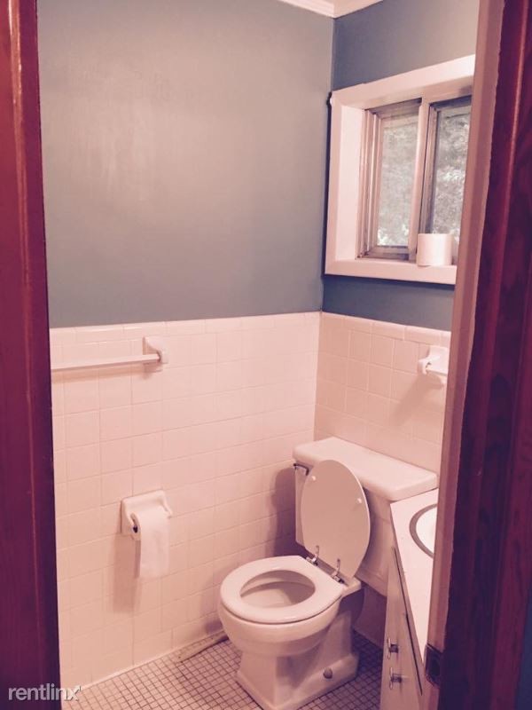 Building Photo - 3 br, 2 bath House - 307 Willow Rd