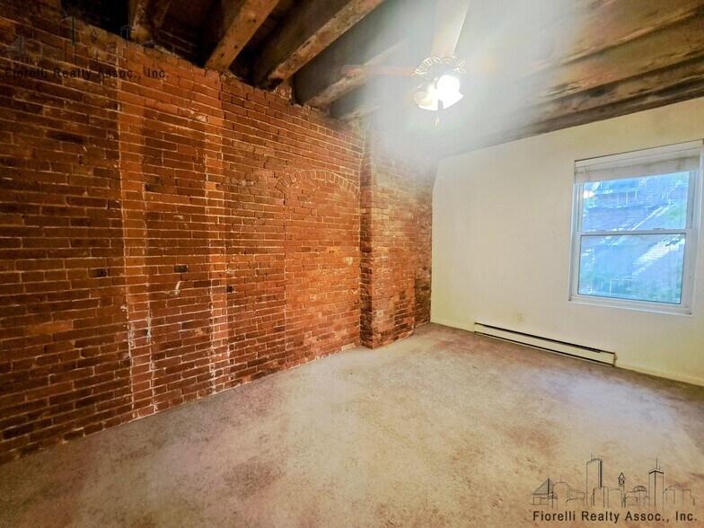 Building Photo - 125 Fulton St