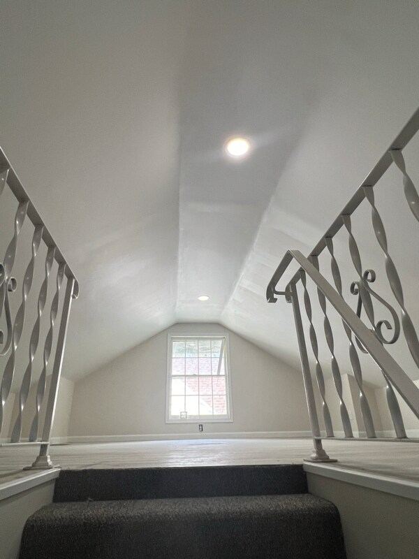 Building Photo - 511 Fairfield Dr