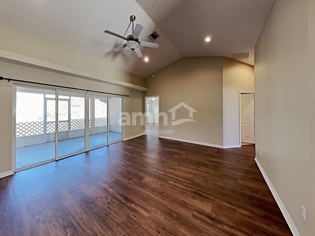 Building Photo - 315 Morningview Dr