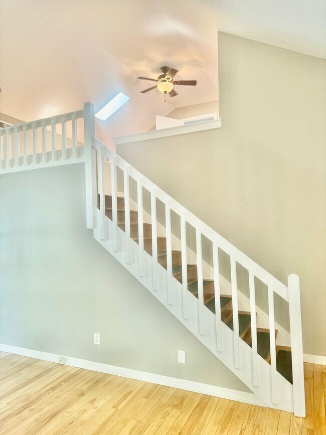 Building Photo - 3/2 Brick Home in Crowfield Plantation in Goose Creek!