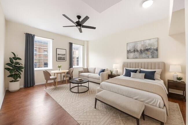 Primary Photo - 341 Monmouth St