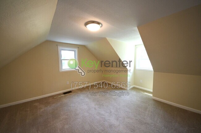 Building Photo - 3742 Atterbury St
