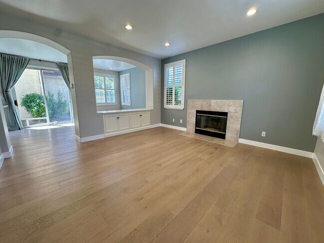 Building Photo - Charming & Fully Updated Home in Desirable Santa Clara