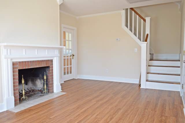 Living Room - 901 Live Oak St