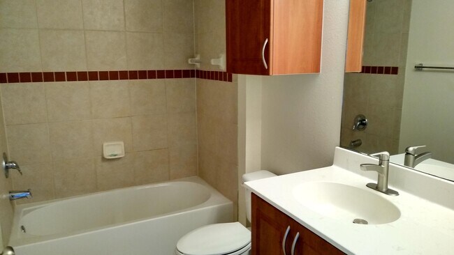 Building Photo - 6510 Emerald Dunes Dr
