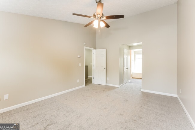 Building Photo - 3644 Walnut Creek Way