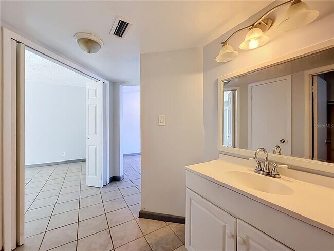 Building Photo - 2636 Lemon Tree Ln