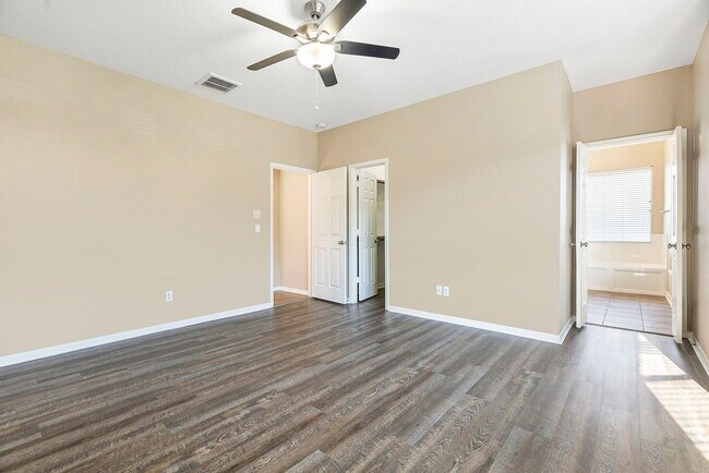 Building Photo - 6185 Galloway Ln