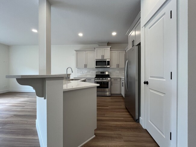 Building Photo - Modern 2022-Built 3-Bedroom Home with Open Layout, Entertainer’s Kitchen. Near Parks & Playgrounds