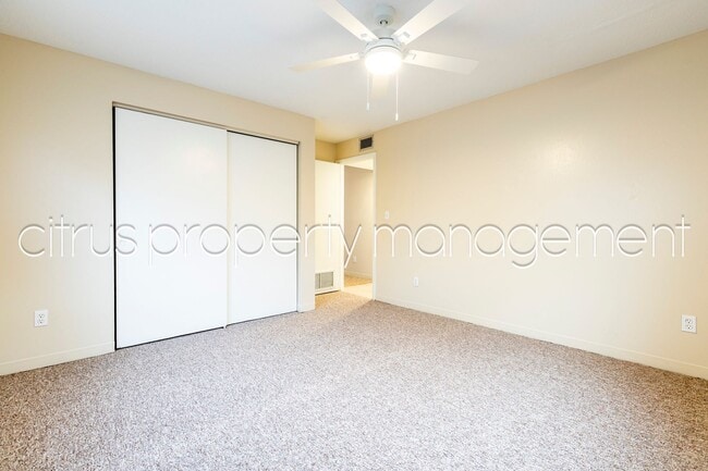 Building Photo - 3026 Fairway Ln