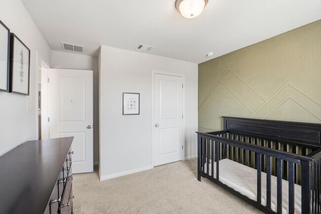 Building Photo - 13500 Rosebud Isle Dr