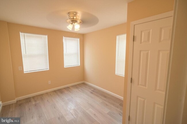 Building Photo - 6002 Master St