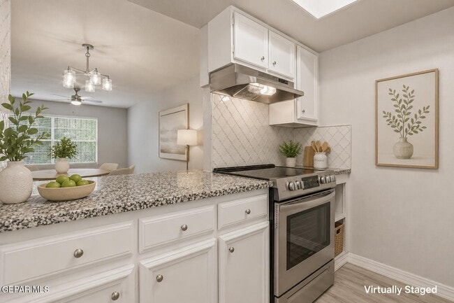 Building Photo - 6700 Escondido Dr