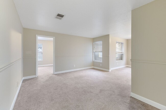 Building Photo - 3520 E Fall Creek Pkwy N Dr