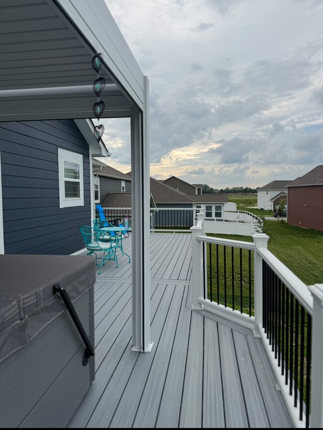 Building Photo - 5817 Flat Hill Dr