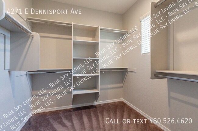 Building Photo - 4271 E Dennisport Ave