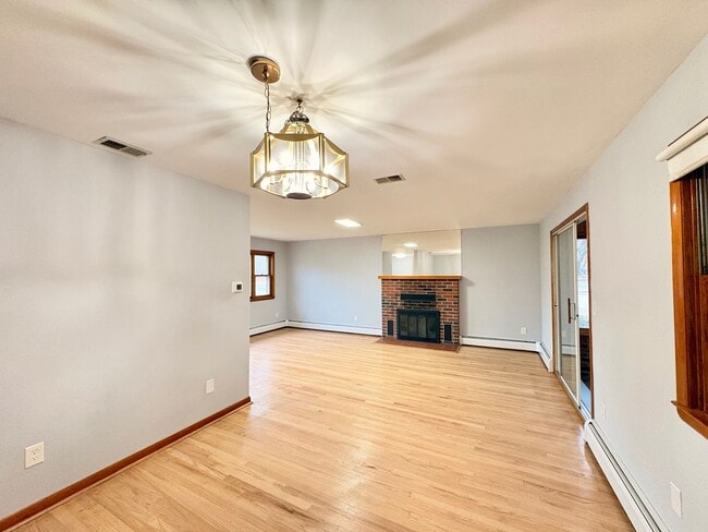 Building Photo - Sprawling Brick Ranch with Huge Lot & Garage in Prime Nottingham Location