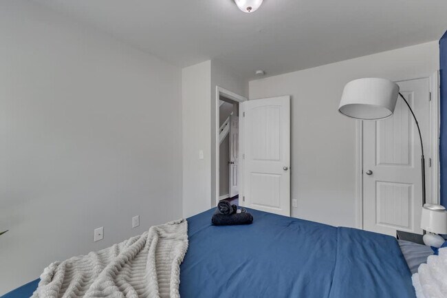 Building Photo - 2622 Wolf Cub Ct