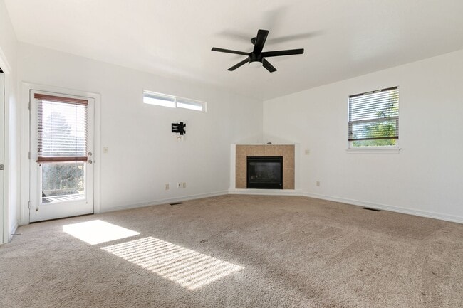 Building Photo - 3207 66th Ave Ct