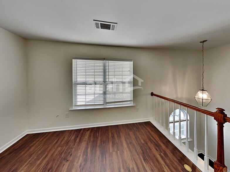 Building Photo - 9640 Turning Wheel Dr