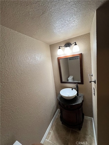 Building Photo - 21165 Gladiolos Way