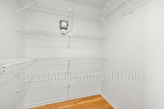 Building Photo - 12356 Capri Cir N