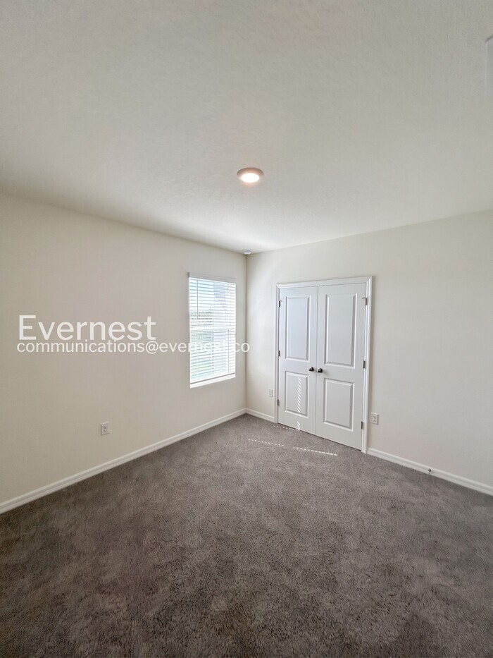 Building Photo - 8332 Juning Cove