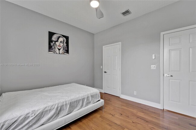 Building Photo - 15841 SW 61st St