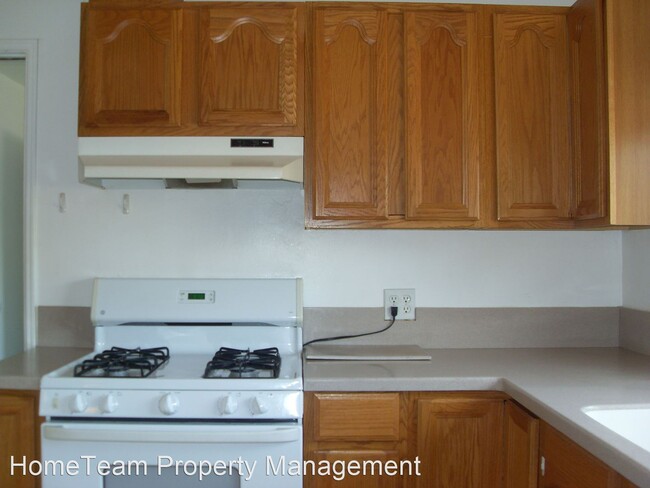 Building Photo - 3 br, 1 bath House - 766 Date Ave