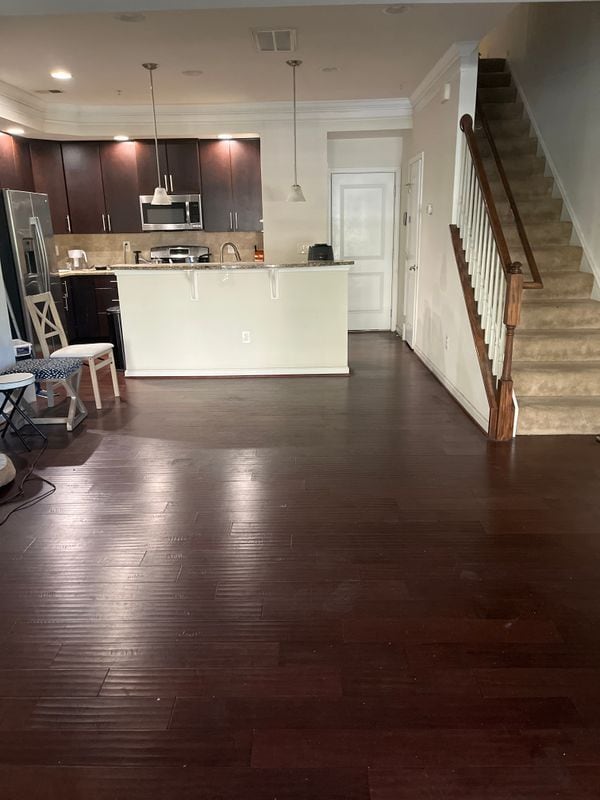 Building Photo - 42115 Piebald Square