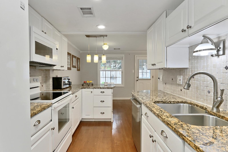 Building Photo - 1581 Poplar Grove Dr