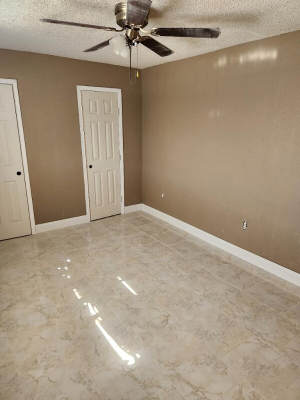 Building Photo - 4758 Francis Dr
