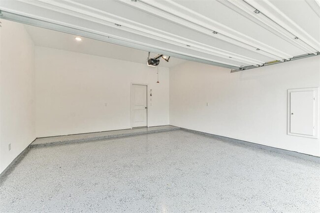 Building Photo - 582 Dry Fork Ln