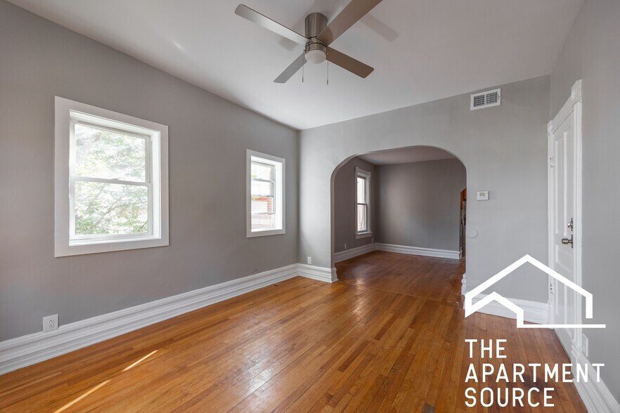 Building Photo - 2655 W Homer St