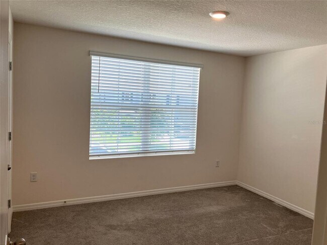 Building Photo - 11889 Downy Birch Dr
