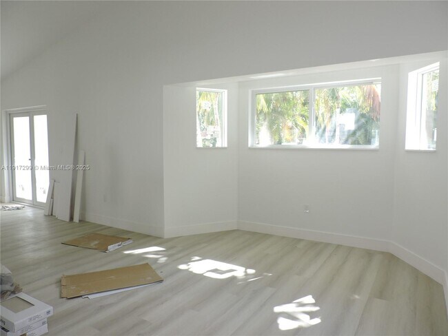 Building Photo - 849 NW 12th St