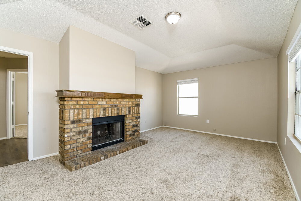 Building Photo - 1158 N Florence Dr