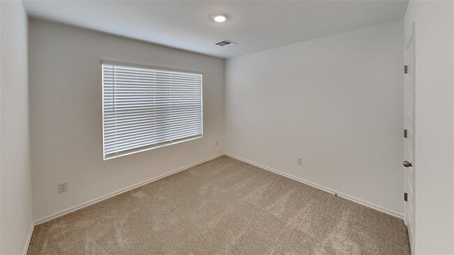 Building Photo - 718 SW 11th St