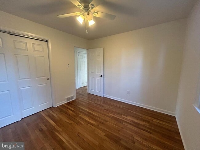 Building Photo - 144 2nd Ave