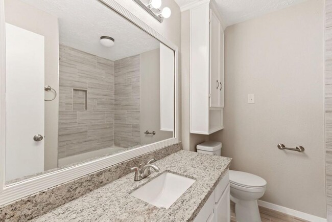 Building Photo - 2503 Brookford Dr