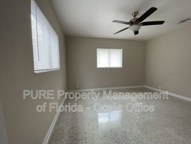 Building Photo - 12142 SE 87th Terrace
