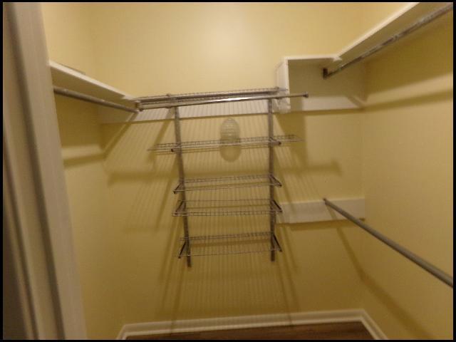 Building Photo - 13900 Wimbledon Loop