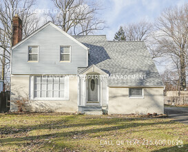 Building Photo - 19717 Wickfield Ave