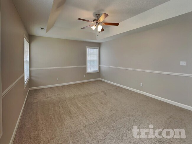 Building Photo - 2829 Rosemeade Dr